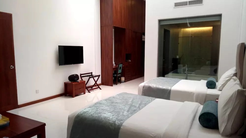 هتل کلاب واسکادووا بیچ ریزورت بنتوتا